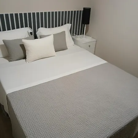 Casamalia 54 Apartment